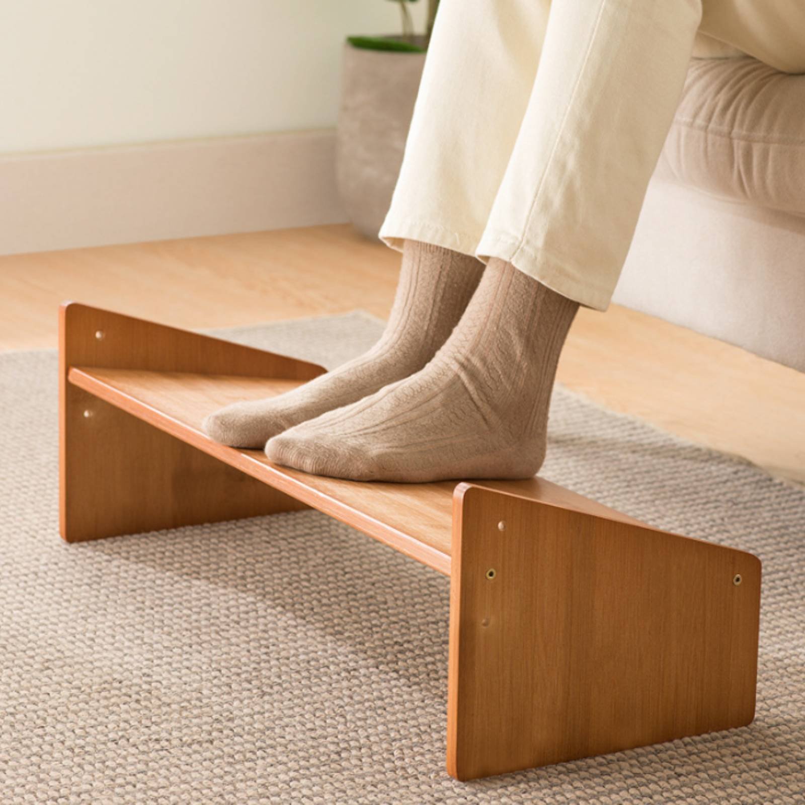 Office Stool - ที่วางเท้าใต้โต๊ะ พื้นผิวกว้าง ที่วางเท้าสำหรับสำนักงาน ที่วางเท้าแบบเอียง เฟอร์นิเจอร์ตามหลักสรีรศาสตร์อเนกประสงค์ ดีไซน์เรียบหรู